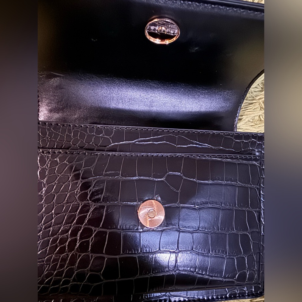 Aldo Black Croc-Embossed Chain Shoulder Bag - Picture 8 of 10
